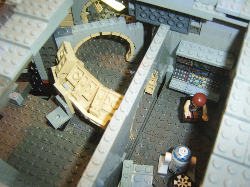 Illustration for article titled Crazy Guy Making Huge Minifig Scale Lego Corellian Corvette